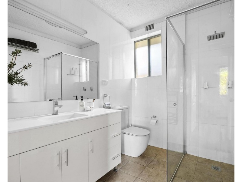 32/105 Burns Bay Road, Lane Cove NSW 2066