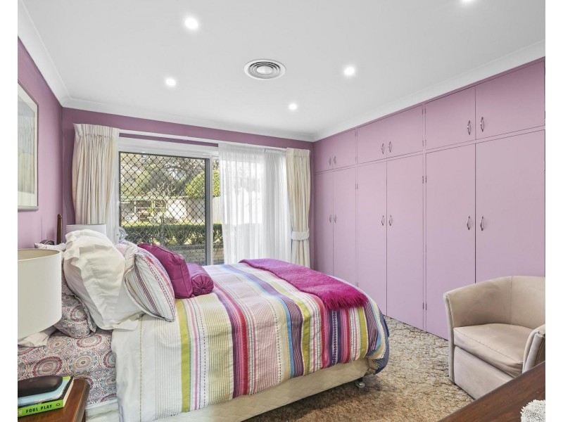 16 Curl Curl Parade, Curl Curl NSW 2096
