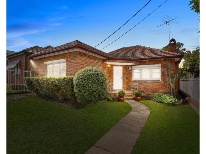 34 Manning Avenue, Strathfield South NSW 2136
