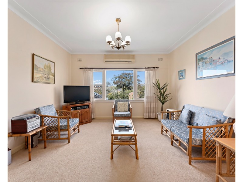 10 Warners Avenue, Willoughby NSW 2068