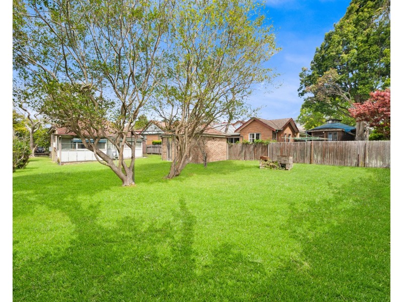 22 Malvern Avenue, Roseville NSW 2069