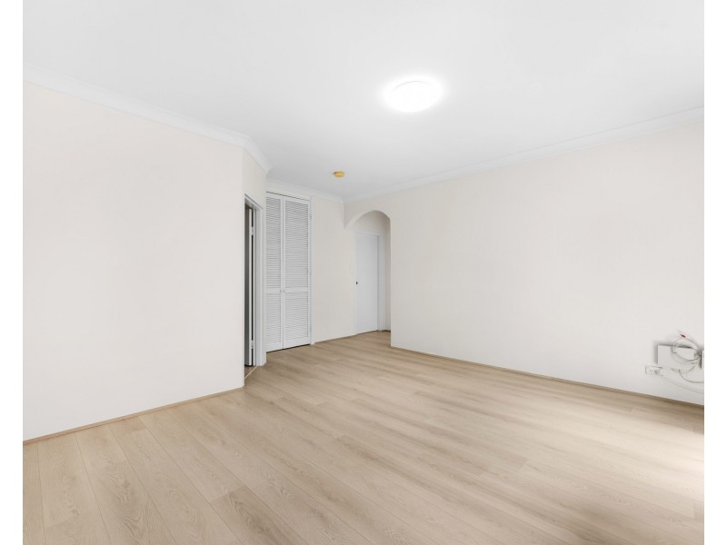 8/4 Eastbourne Road, Homebush West NSW 2140