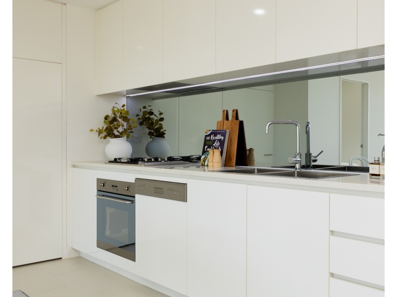 504/13 Waterview Drive, Lane Cove NSW 2066