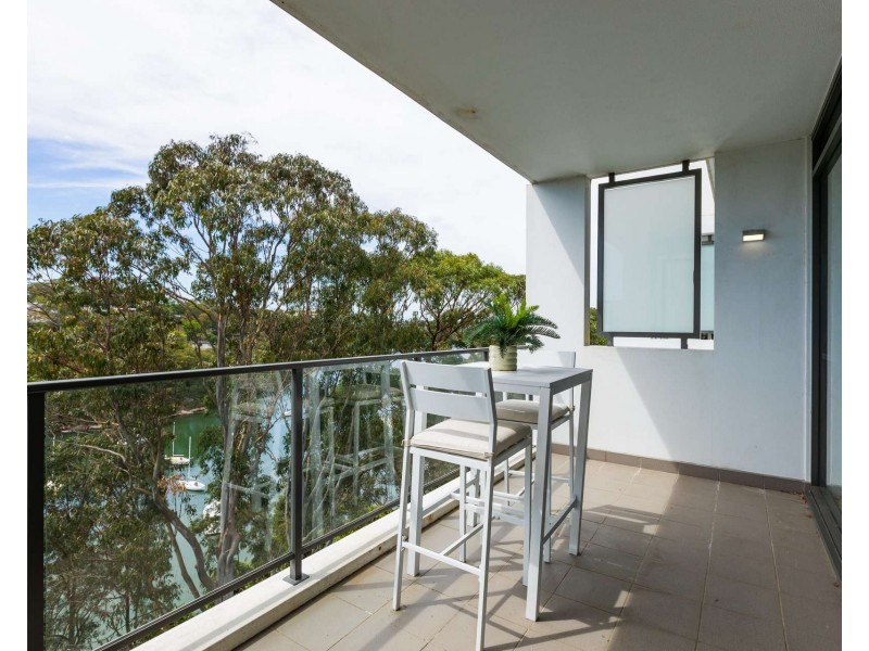 504/13 Waterview Drive, Lane Cove NSW 2066