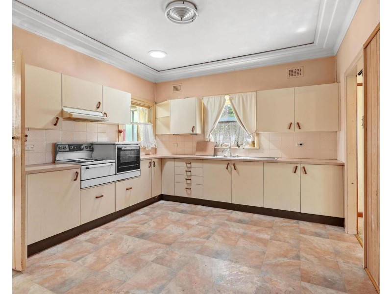 42 Beaconsfield Street, Revesby NSW 2212