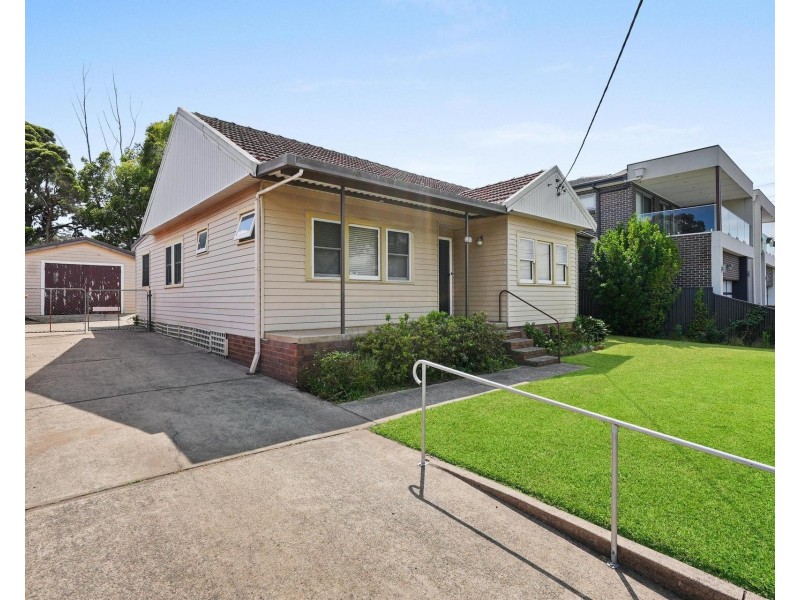 42 Beaconsfield Street, Revesby NSW 2212