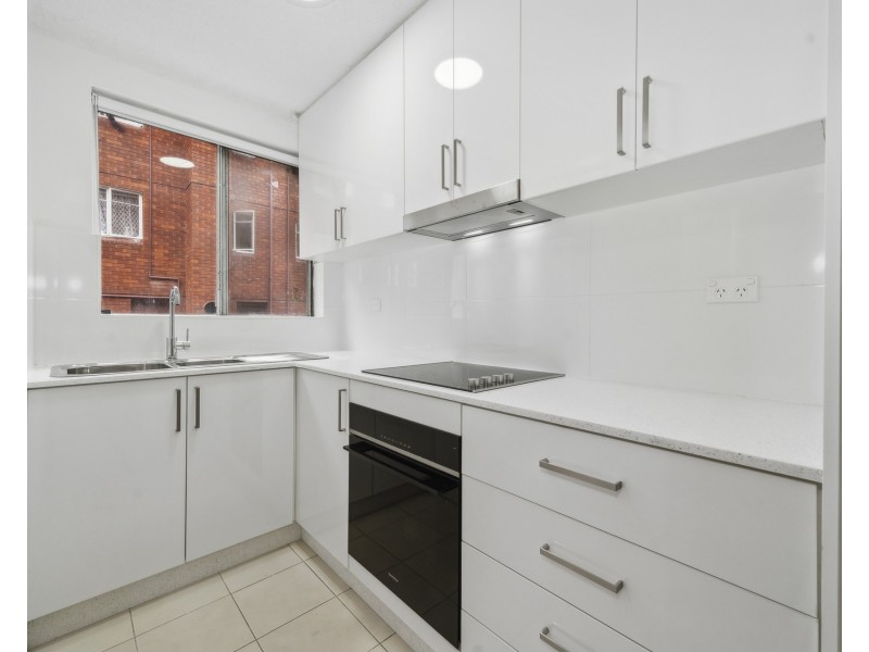 2/33 Forster Street, West Ryde NSW 2114