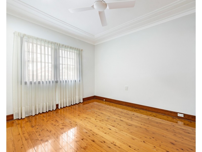 6 Summerville Crescent, Willoughby NSW 2068