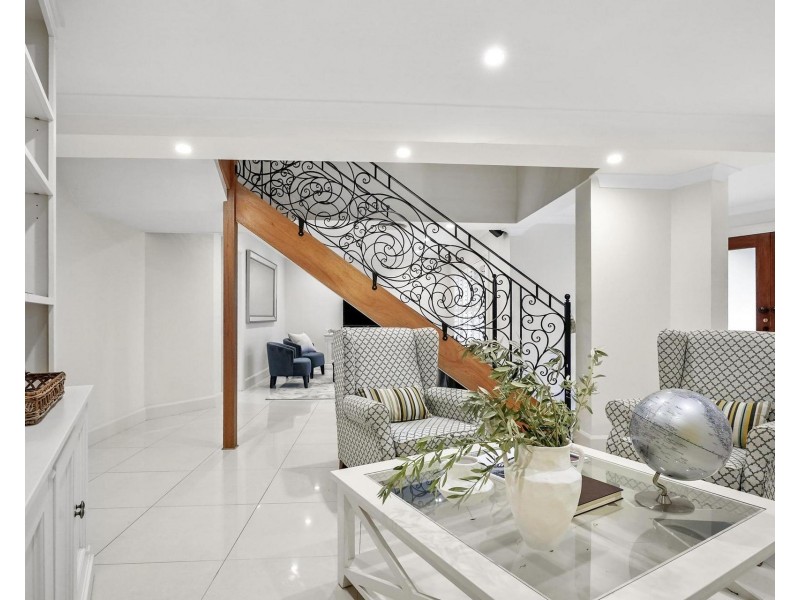 16 Aminya Place, Riverview NSW 2066