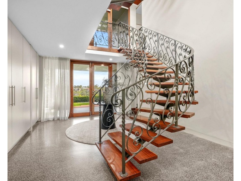 58 Linden Way, Castlecrag NSW 2068