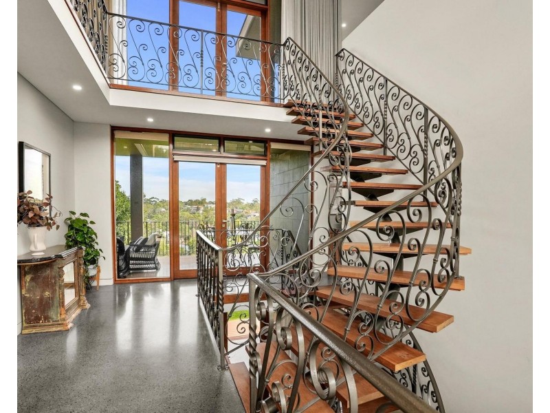 58 Linden Way, Castlecrag NSW 2068