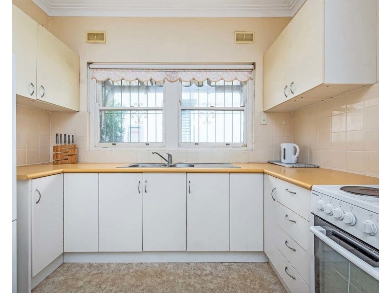 79 Henley Marine Drive, Rodd Point NSW 2046