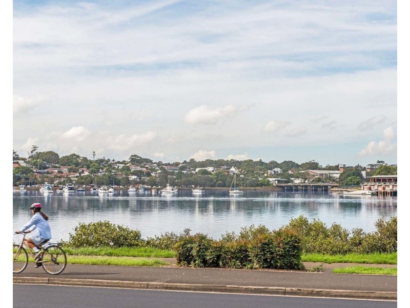 79 Henley Marine Drive, Rodd Point NSW 2046