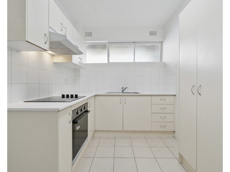 2/49 Fontenoy Road, Macquarie Park NSW 2113