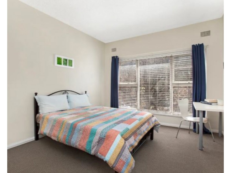 2/243A Old South Head Road, Bondi NSW 2026