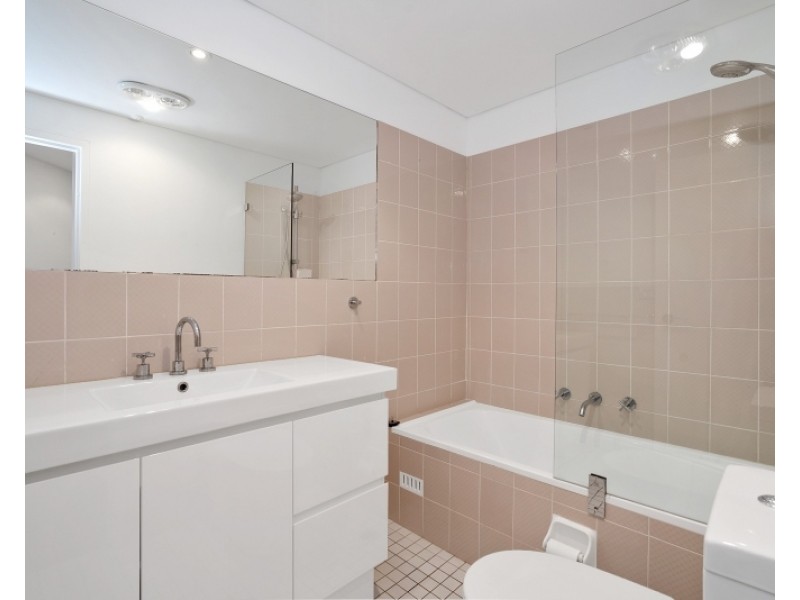 1/1A Penkivil Street, Willoughby NSW 2068