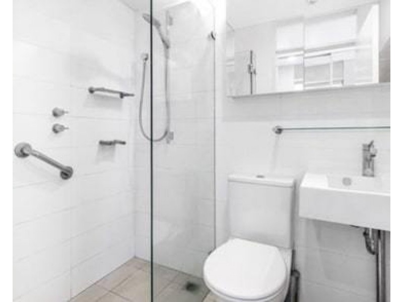 2A Henry Lawson Drive, Mcmahons Point NSW 2060