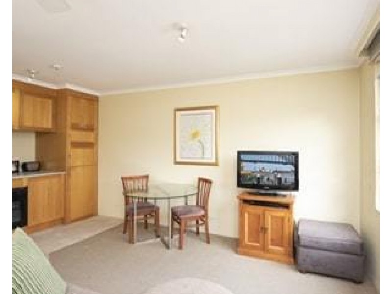 2A Henry Lawson Avenue, Mcmahons Point NSW 2060
