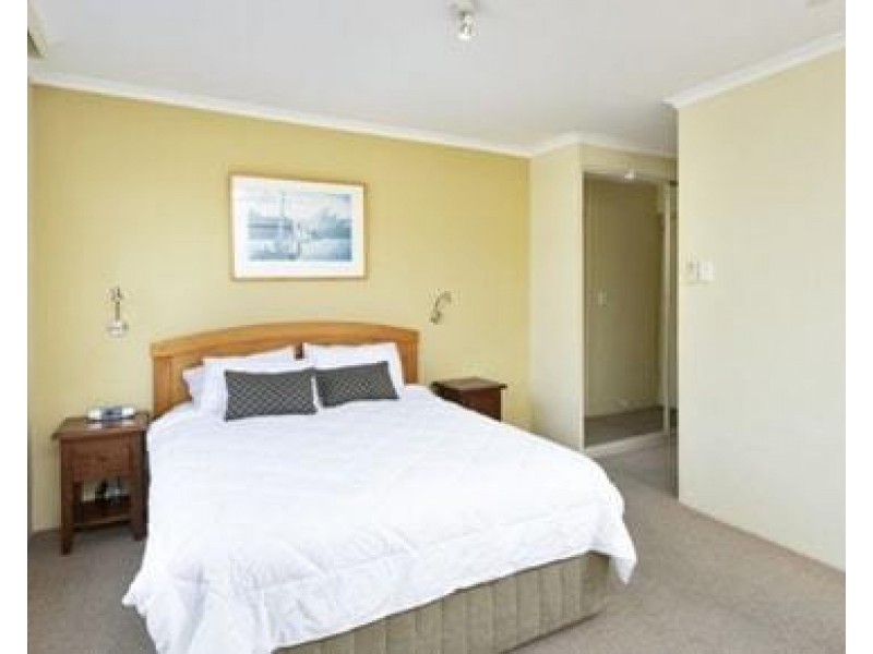 2A Henry Lawson Avenue, Mcmahons Point NSW 2060