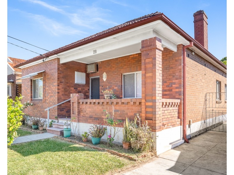 28 Brande Street, Belmore NSW 2192