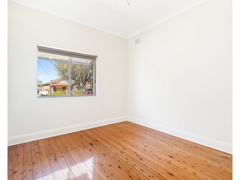 28 Brande Street, Belmore NSW 2192