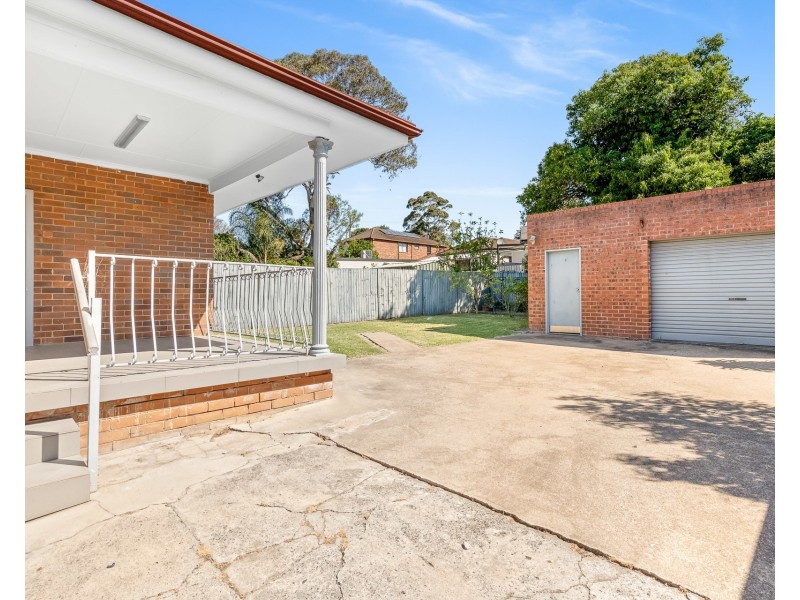 28 Brande Street, Belmore NSW 2192