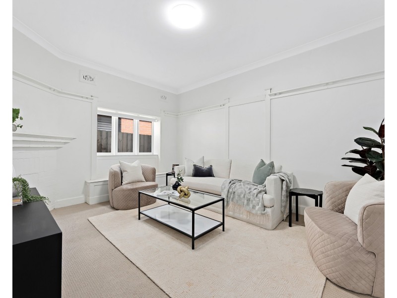 1 Oakville Road, Willoughby NSW 2068