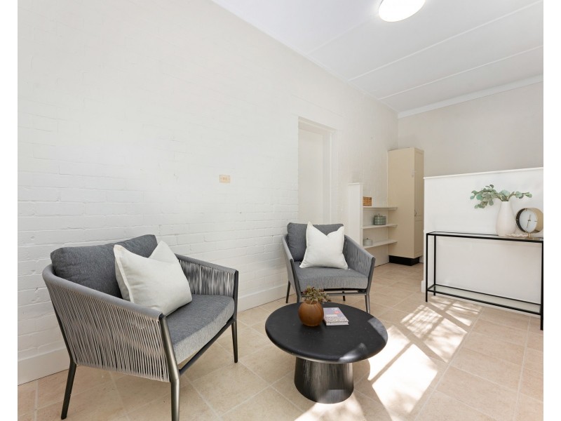 1 Oakville Road, Willoughby NSW 2068