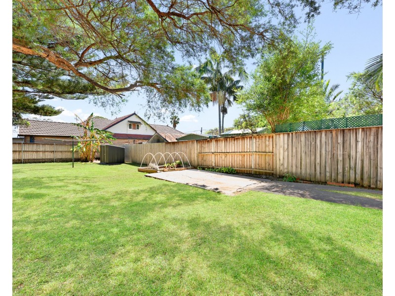 1 Oakville Road, Willoughby NSW 2068