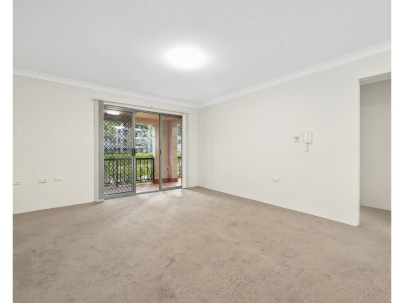 2/2 Fehon Road, Chatswood NSW 2067