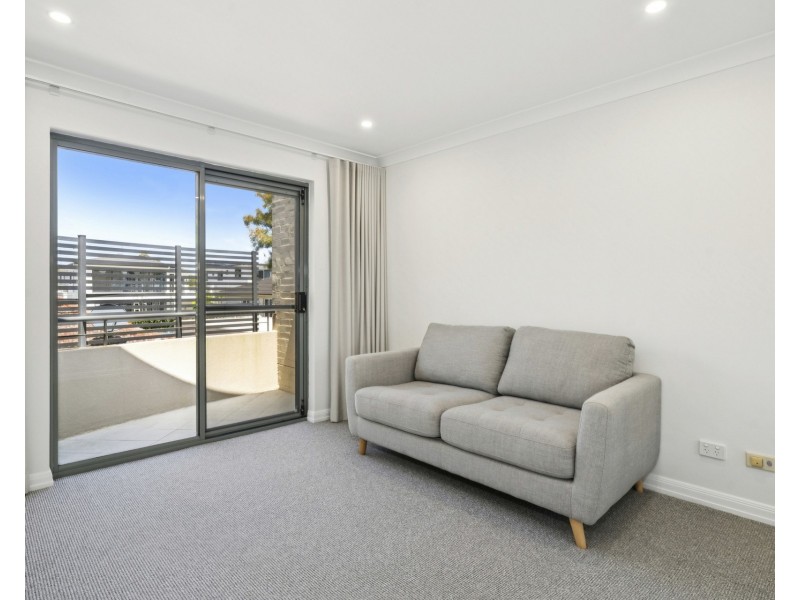 4/216 Penshurst Street, Willoughby NSW 2068