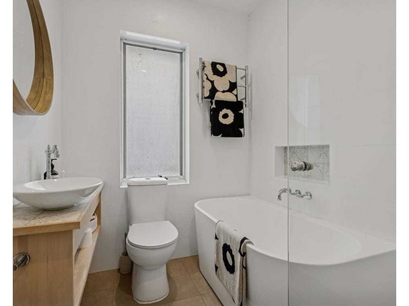 24 Nicholson Street, Balmain East NSW 2041