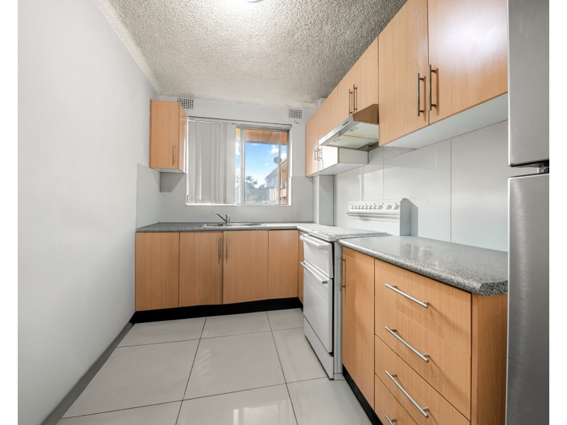 8 Ruby Street, Carramar NSW 2163