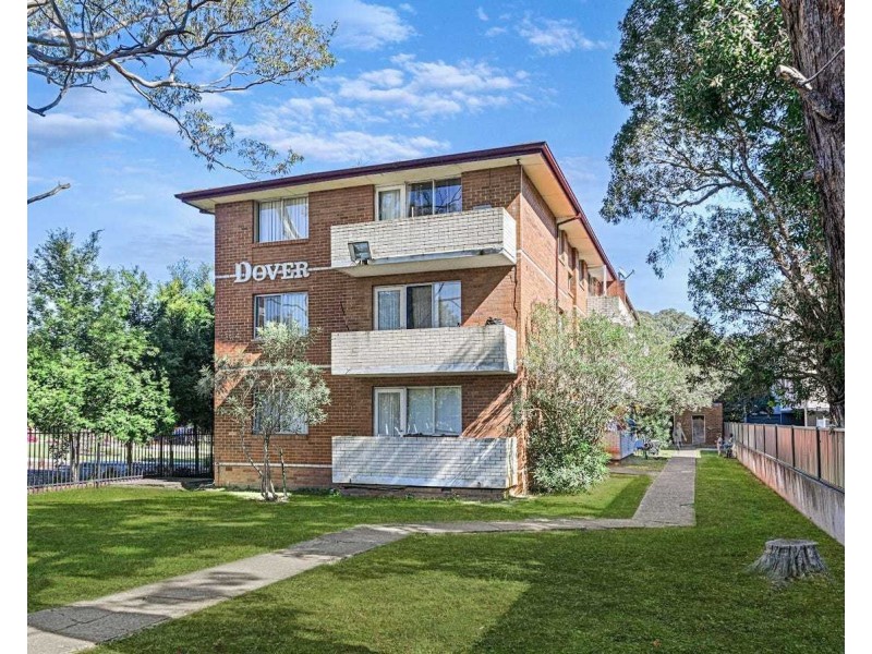 8 Ruby Street, Carramar NSW 2163