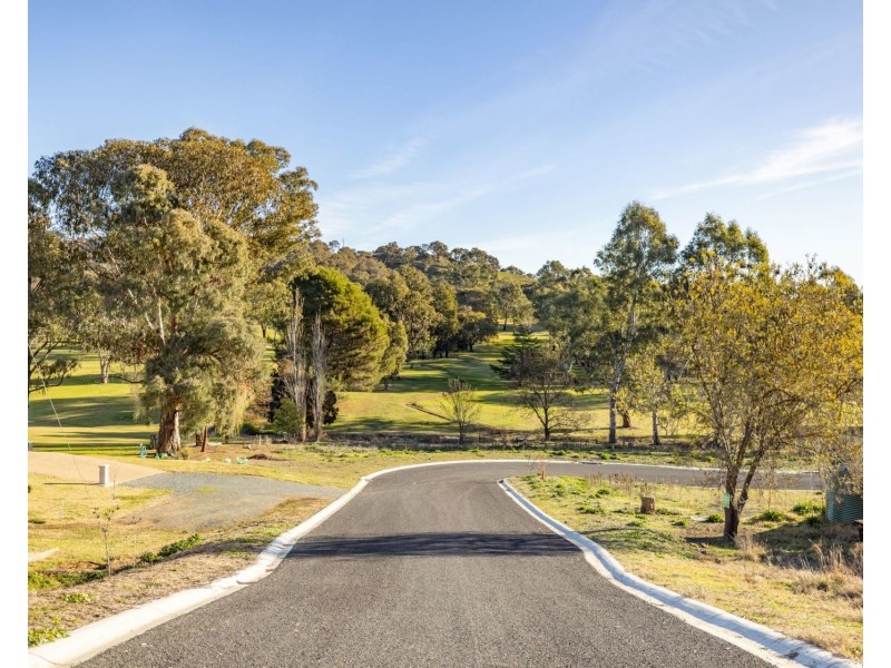 3&4 Fairway Drive, Tumut NSW 2720