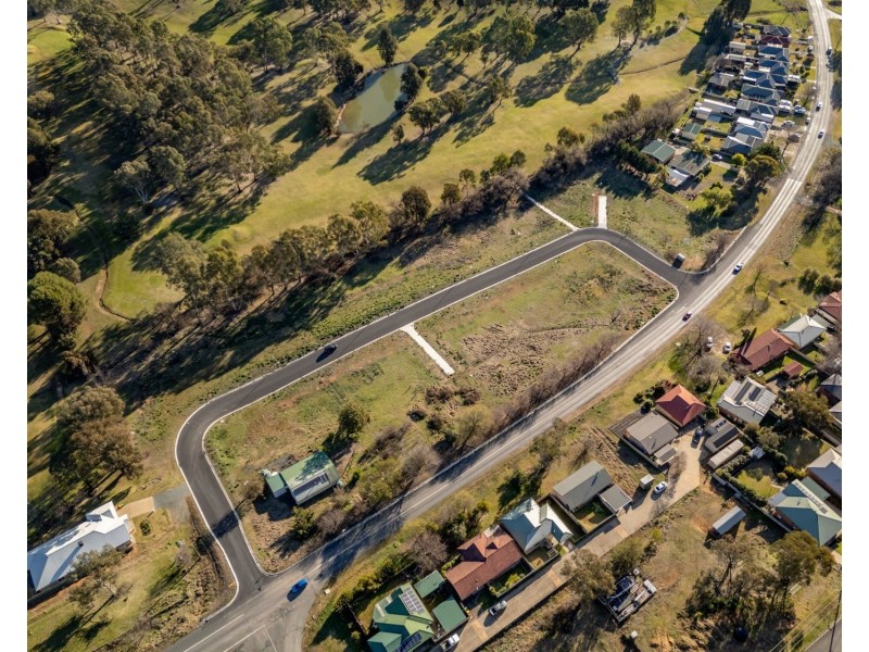 3&4 Fairway Drive, Tumut NSW 2720