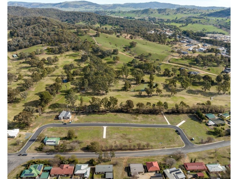 3&4 Fairway Drive, Tumut NSW 2720
