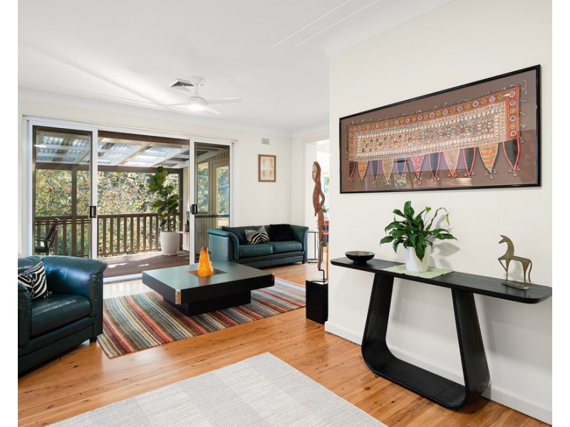 19 Valleyview Crescent, Greenwich NSW 2065
