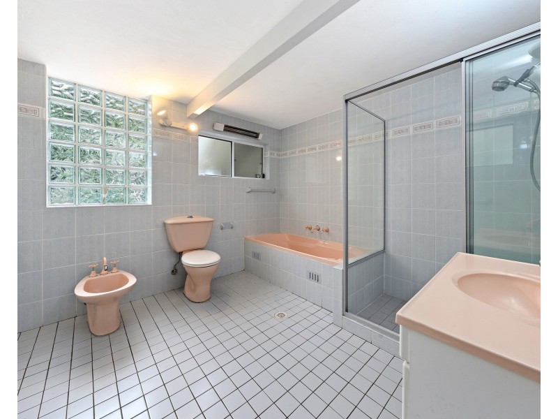 19 Valleyview Crescent, Greenwich NSW 2065