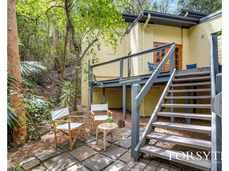 10 Cooper Crescent, Wahroonga NSW 2076