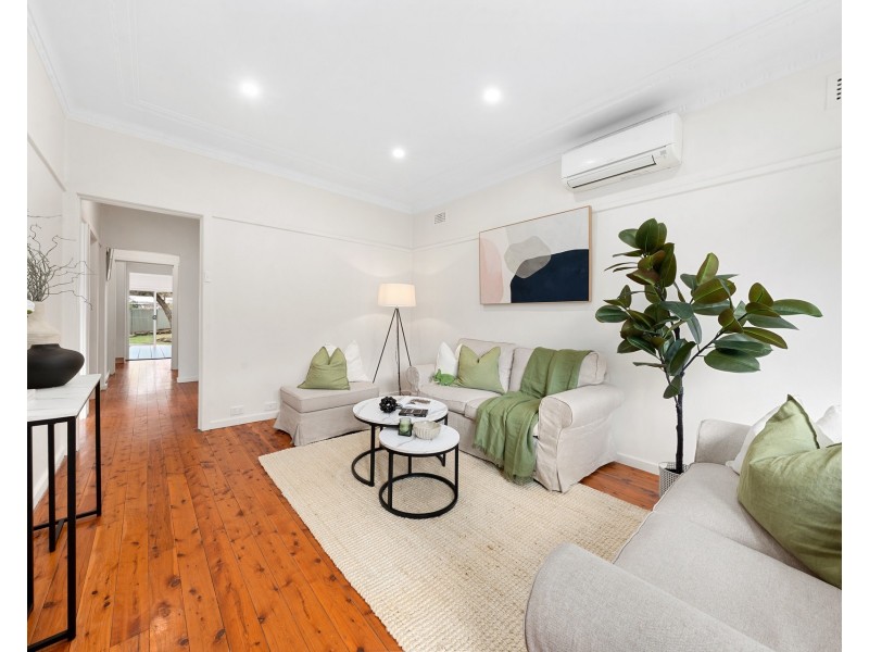 69 Uranus Road, Revesby NSW 2212