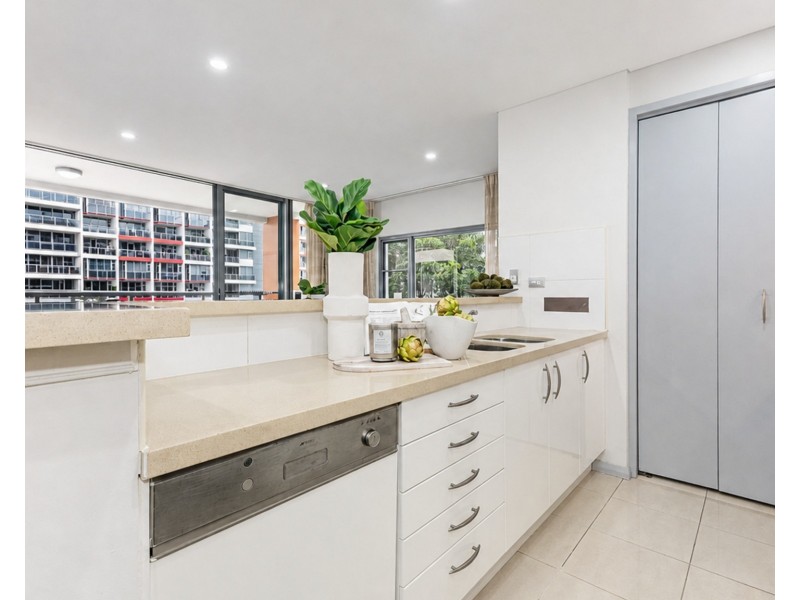 718/7 Potter Street, Waterloo NSW 2017