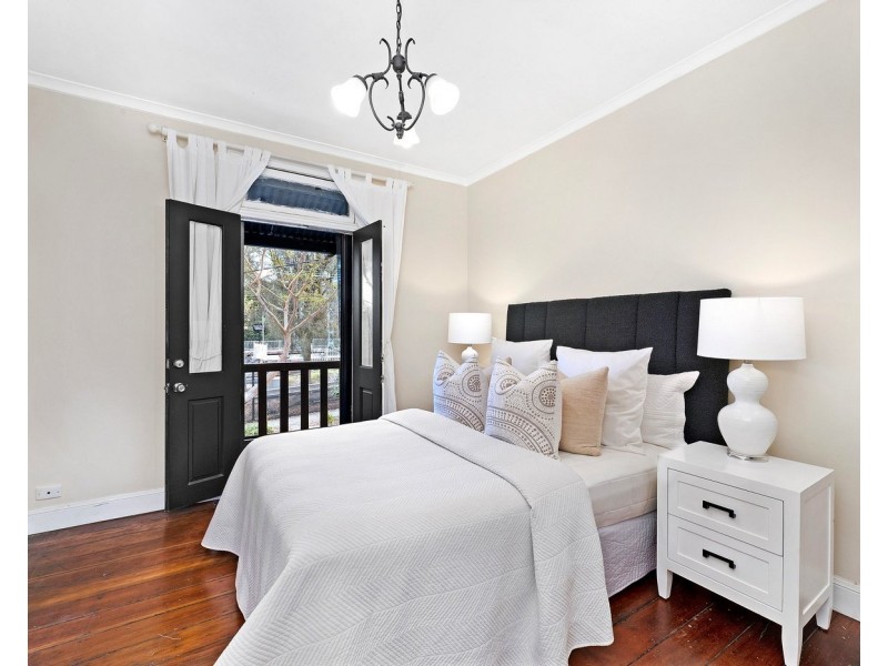 15 Bridge Street, Erskineville NSW 2043