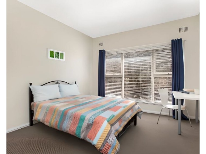 2/243A Old South Head Road, Bondi NSW 2026