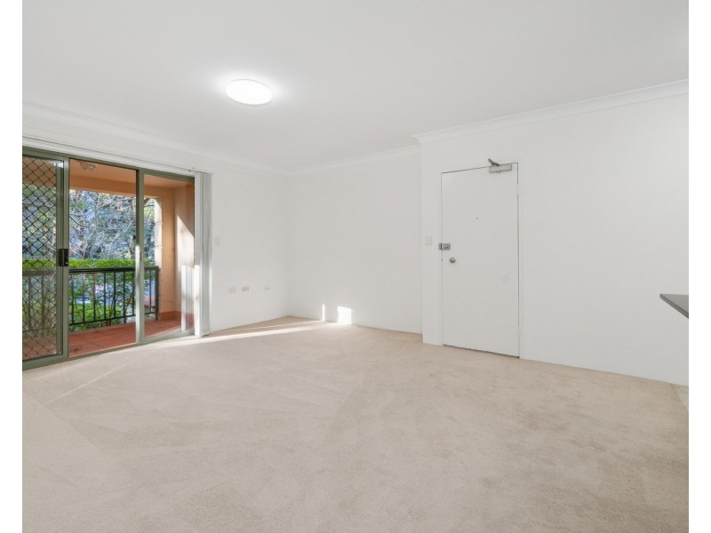 13/2 Fehon Road, Chatswood NSW 2067