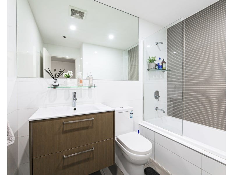 154/2 Browne Parade, Warwick Farm NSW 2170