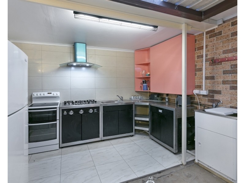 34A Marcia st, Toongabbie NSW 2146