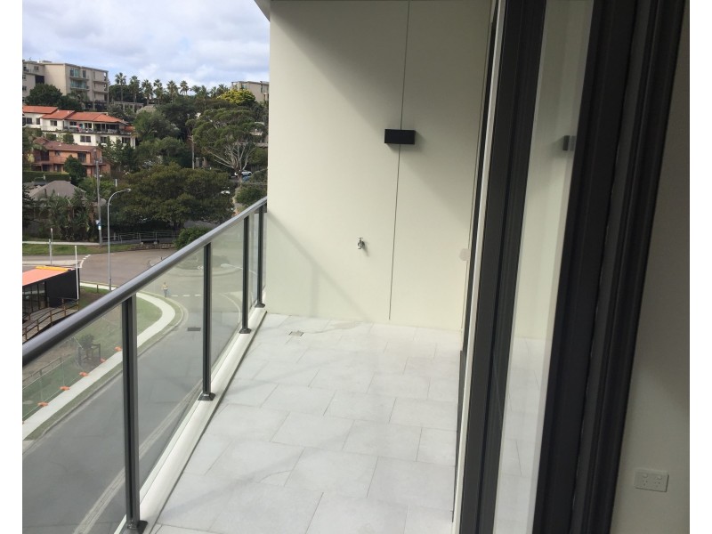 505/6 Pine Tree Lane, Terrigal NSW 2260