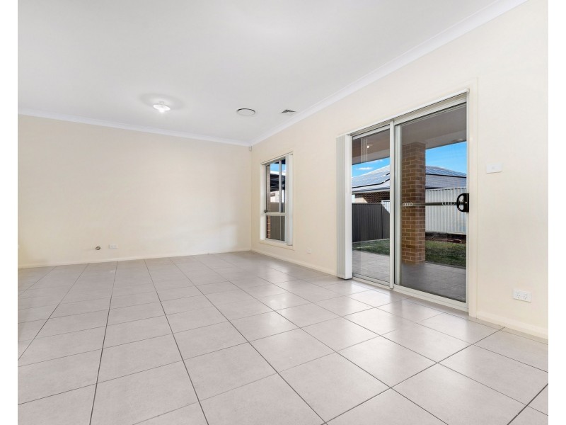8 Basra Road, Edmondson Park NSW 2174