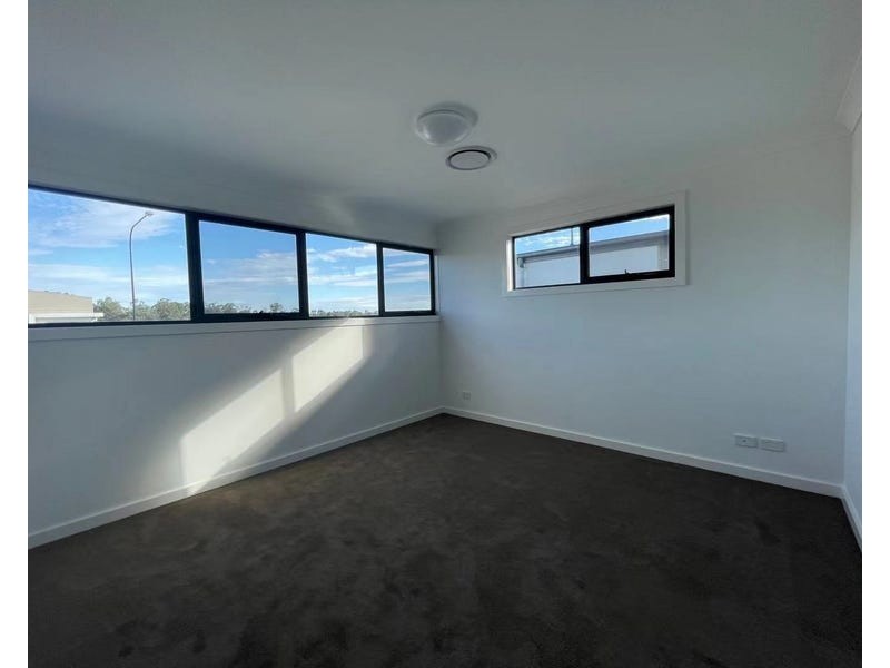 103 Alderton Drive, Colebee NSW 2761